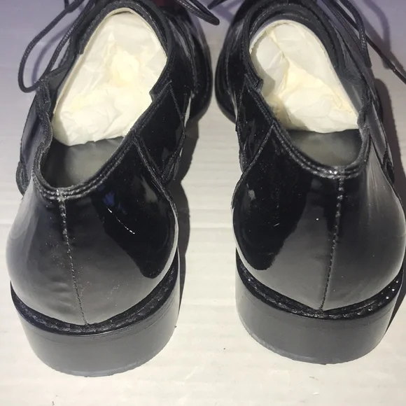 NEW Stuart Weitzman‎ Patent Leather Oxfords